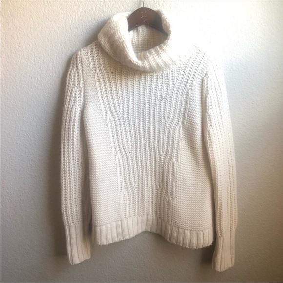Banana Republic Chunky Cream Turtleneck 
